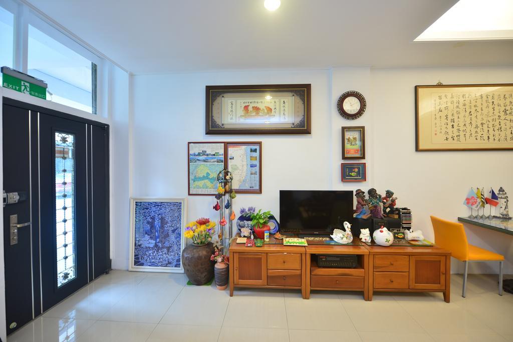 花蓮快樂腳旅宿 Hualien Buitenkant foto